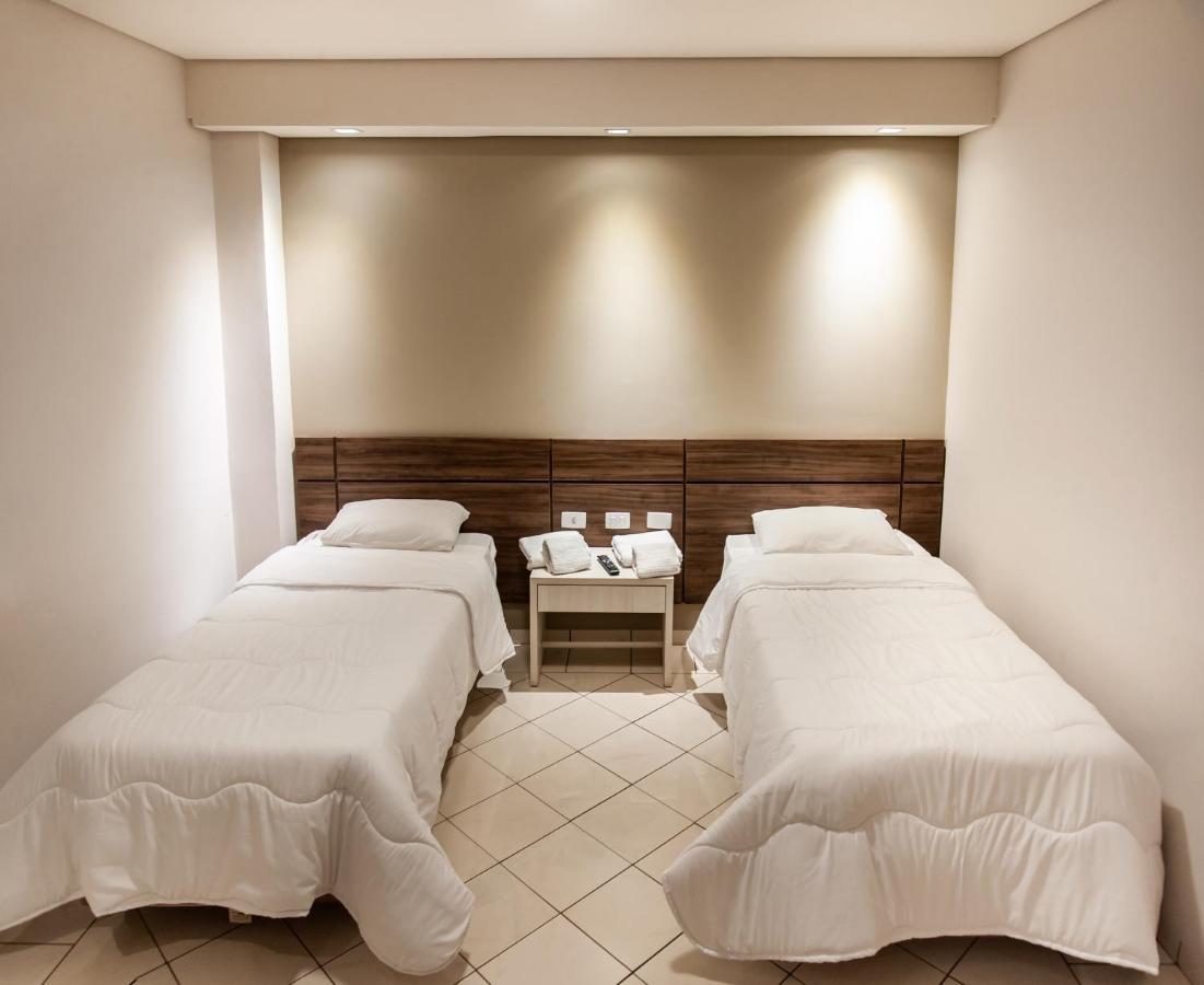 London Hotel Londrina Extérieur photo
