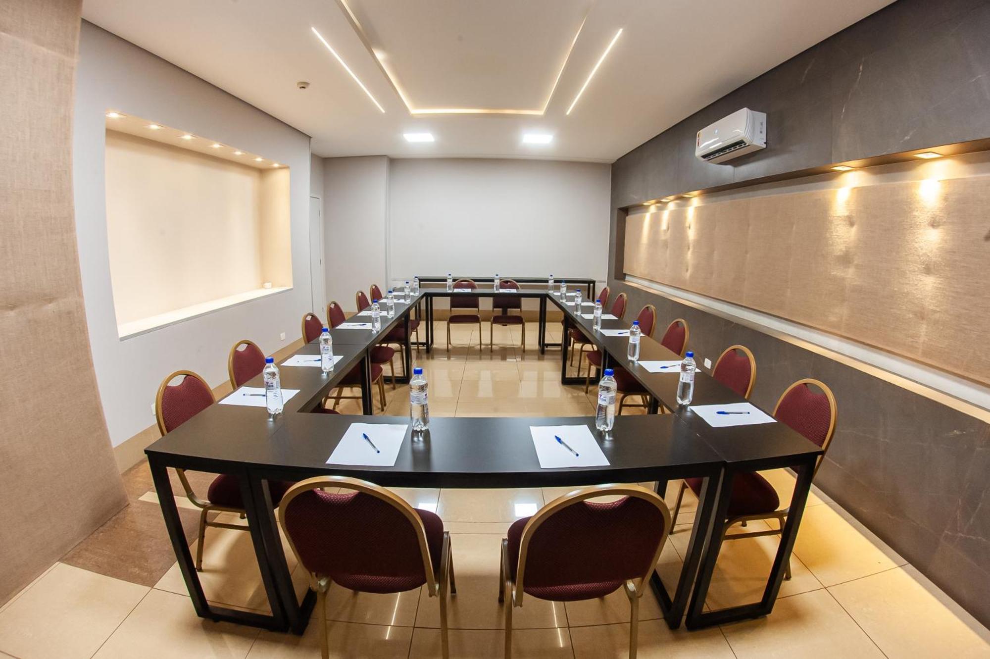 London Hotel Londrina Extérieur photo